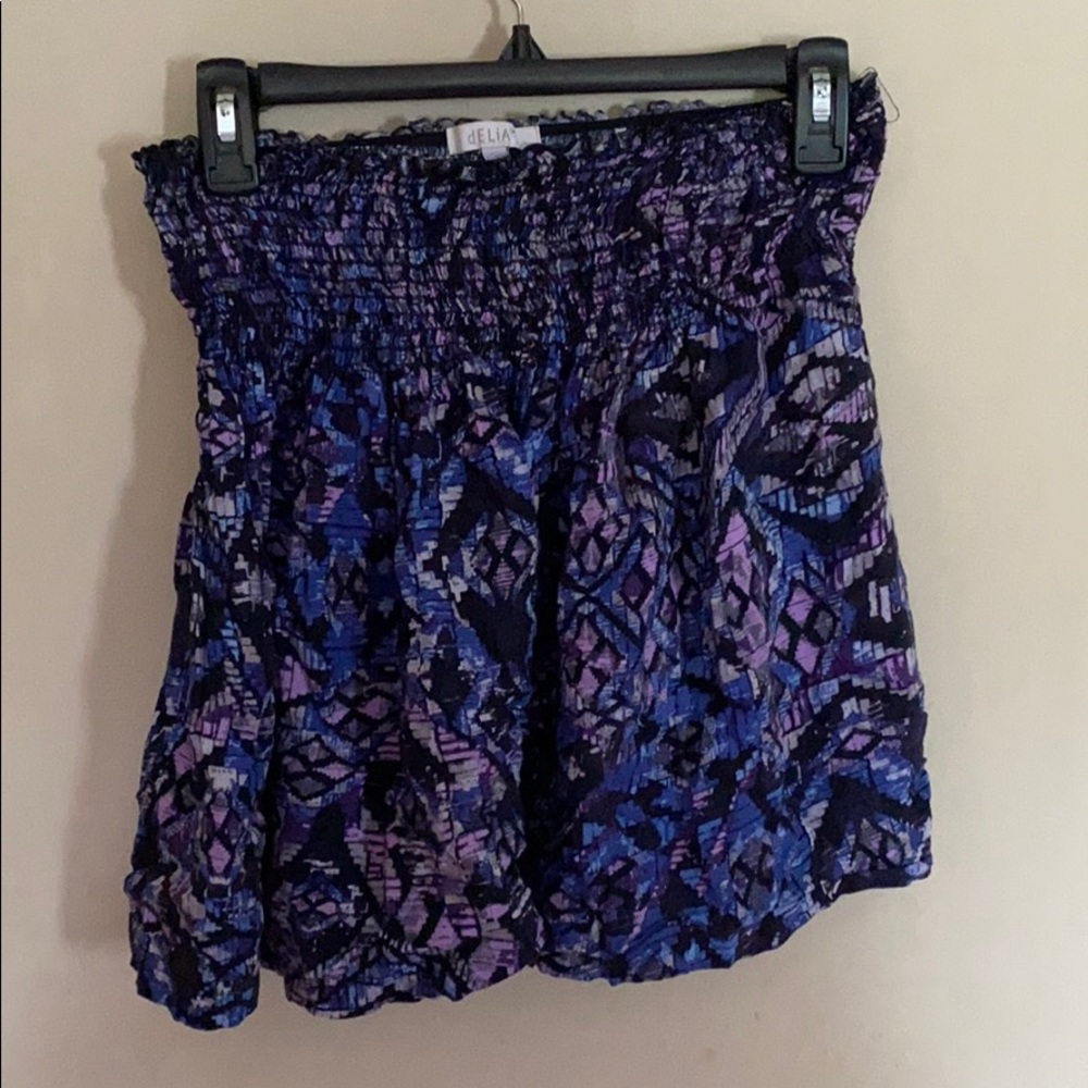 Flowy strapless top